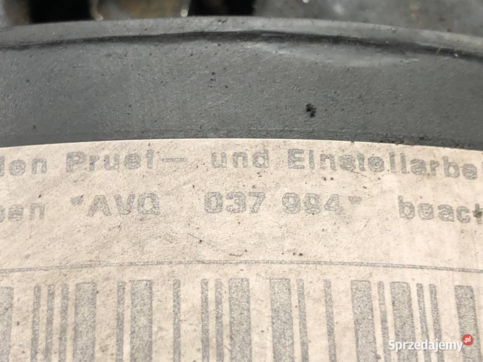 SILNIK VW 19 100 AVQ 0310 TOURAN