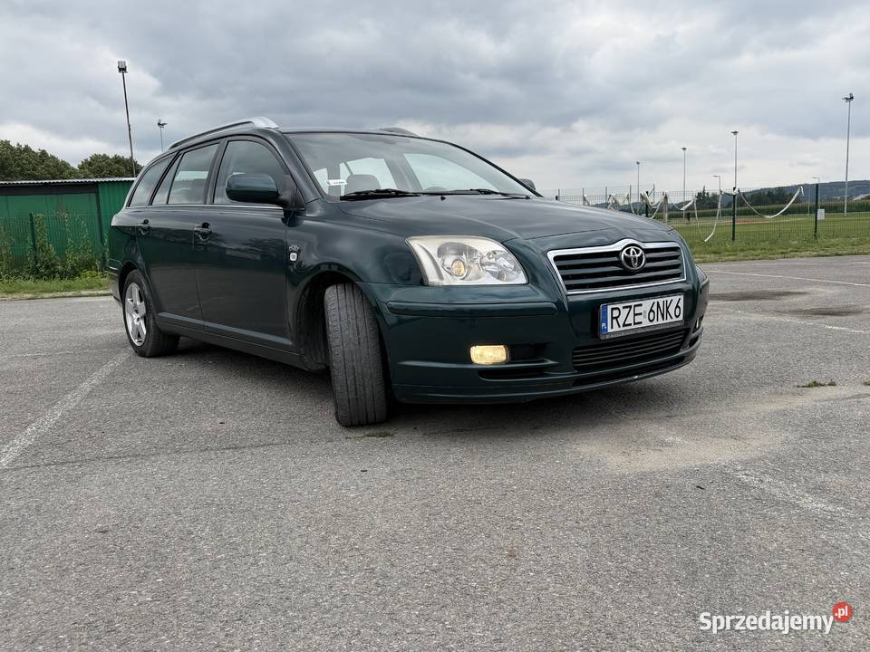 Toyota Avensis T25 20 D4D 116 2003r TTE 383kkm Dynów sprzedam