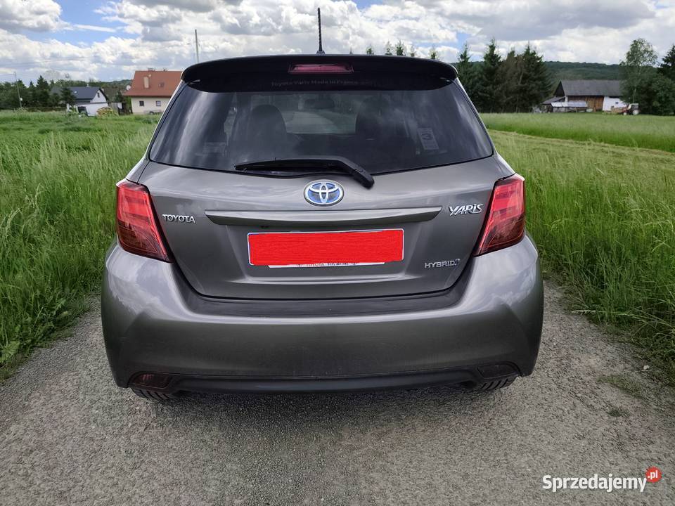 TOYOTA YARIS 15i HYBRID 101KM Kostarowce sprzedam
