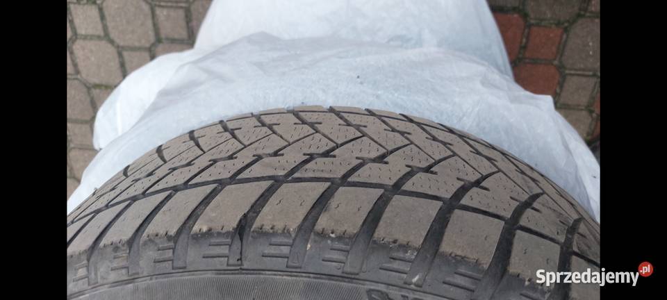 Opony zimowe komplet Łapy