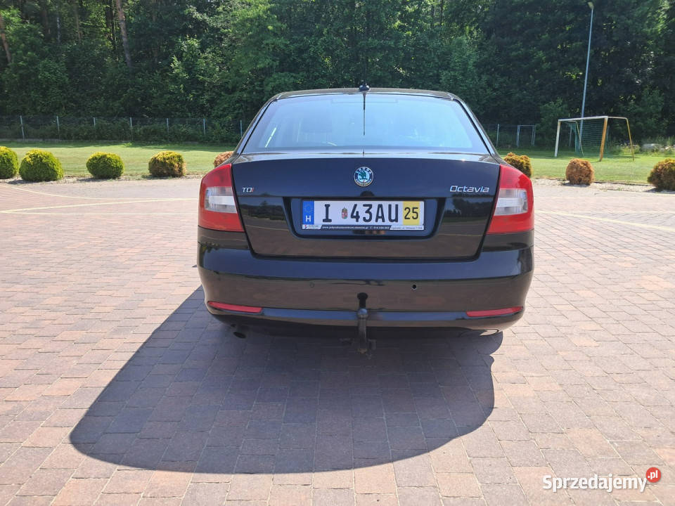 koda Octavia II 20042013 czarny Lipówki