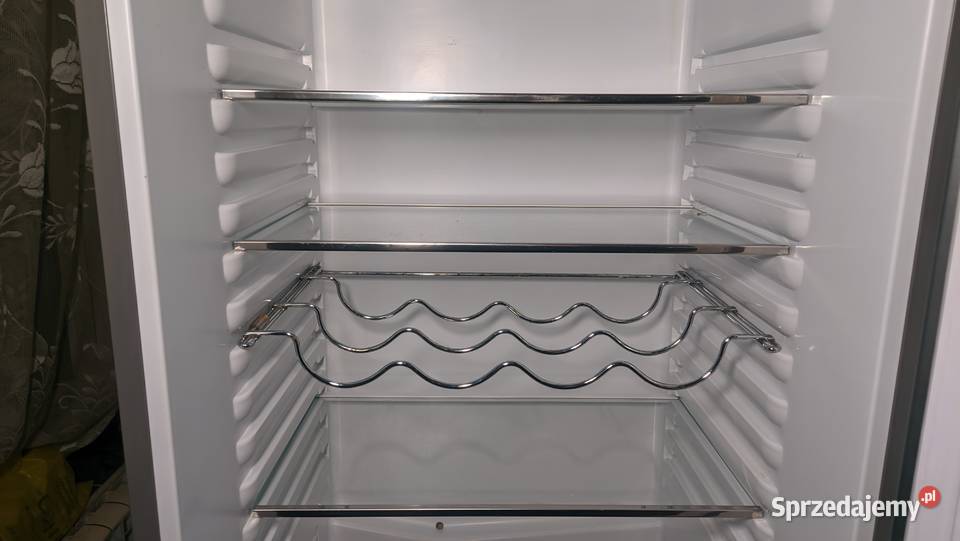 Lodówka Hoover INOX 177 x 55 pojemność 227l z Tupadły sprzedam