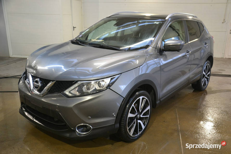 Nissan Qashqai 12 benzyna 115 full ledy kamera