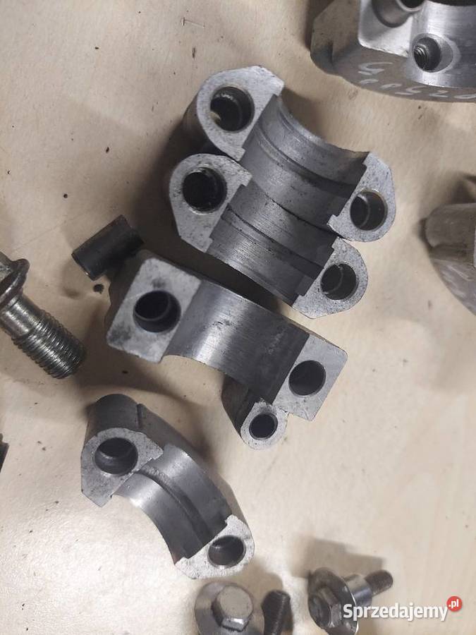 Kawasaki GPZ 500 głowica części mostek mostki Jelenia Góra