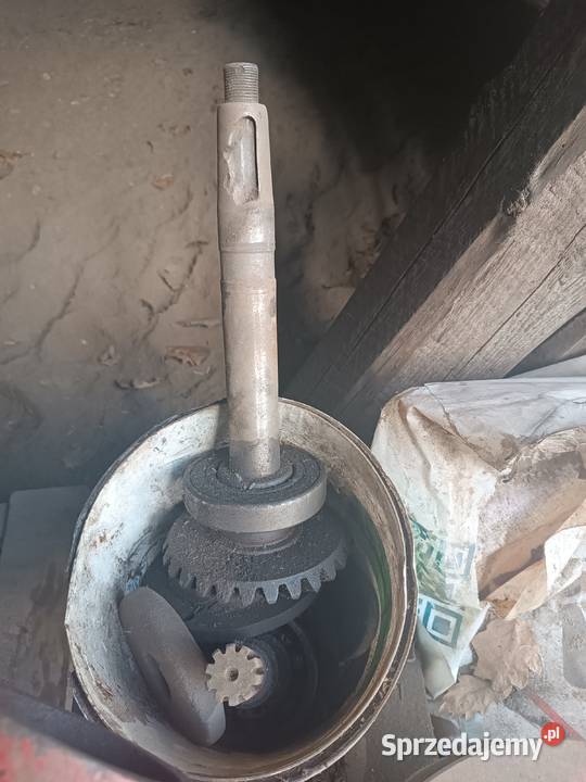 Przekładnia kątowa Deutz fahr m770 Do kombajnów Głowaczów