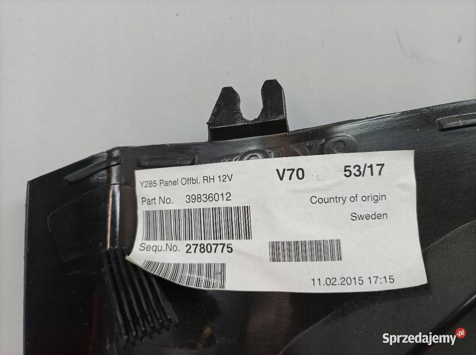 TAPICERKA BOCZEK BAGAŻNIKA PRAWY TYŁ Volvo XC 70 osobowe