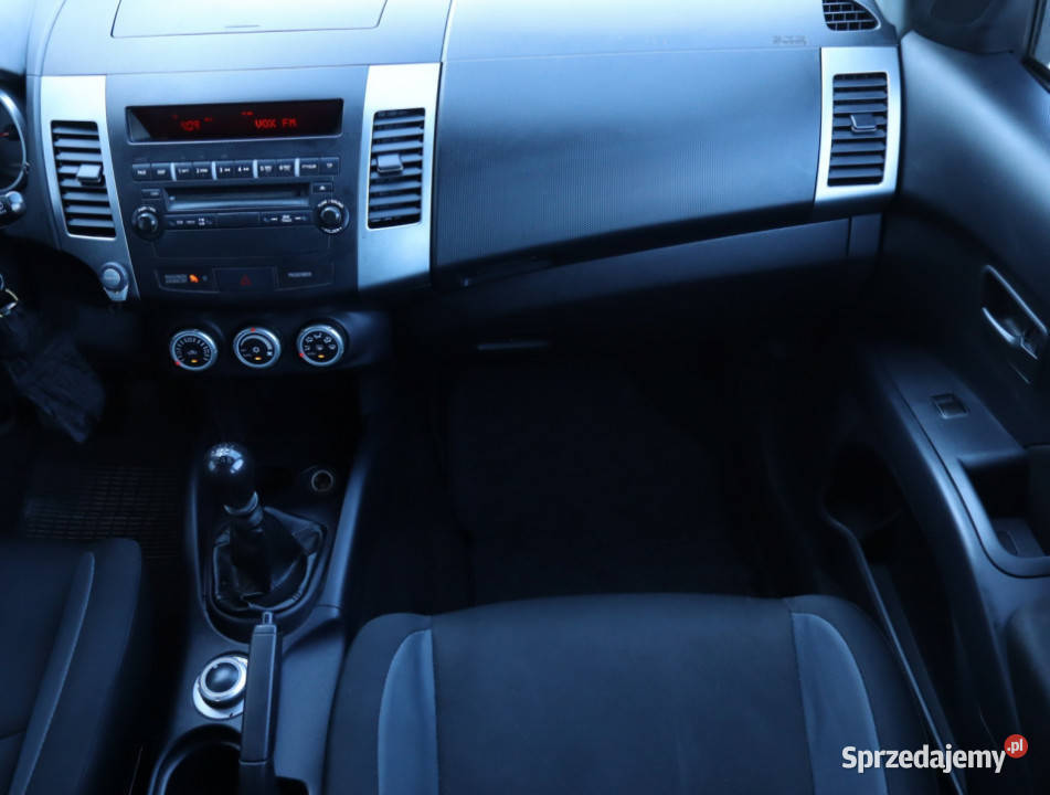 Mitsubishi Outlander 20 DID SUV