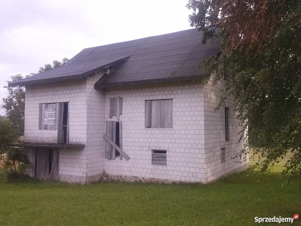 Sprzedam dom w stanie surowym Rok budowy 2009 świętokrzyskie