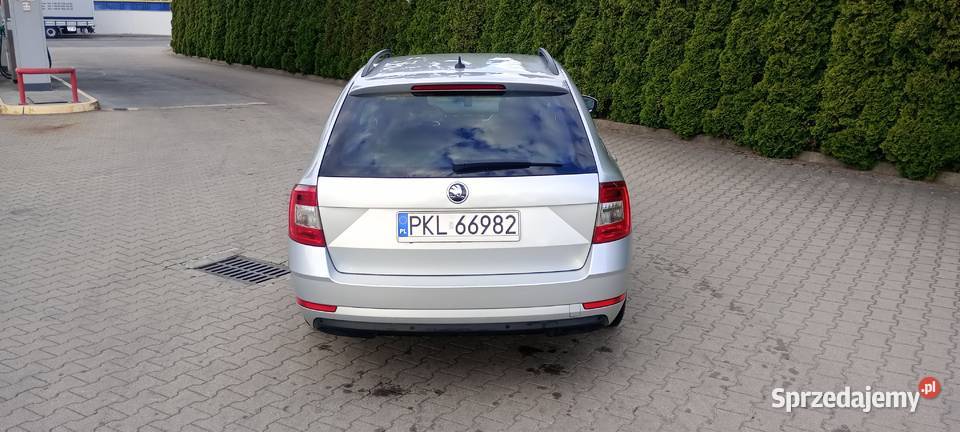 Skoda Octavia 15 TSI 150 benzyna Bylice sprzedam