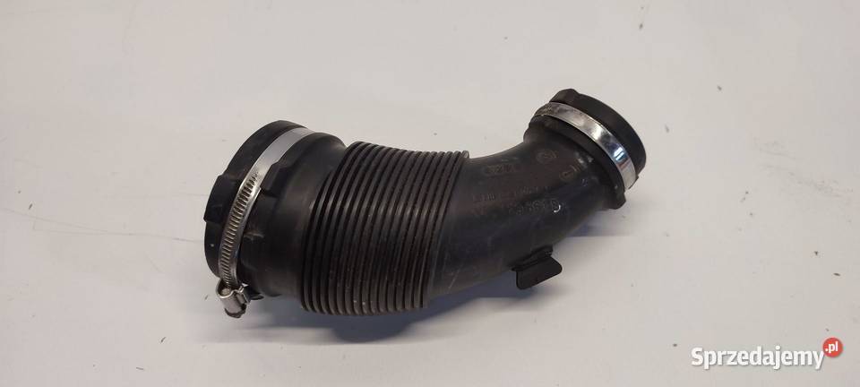 AUDI A4 B9 PRZEWÓD POWIETRZA 04L129661B