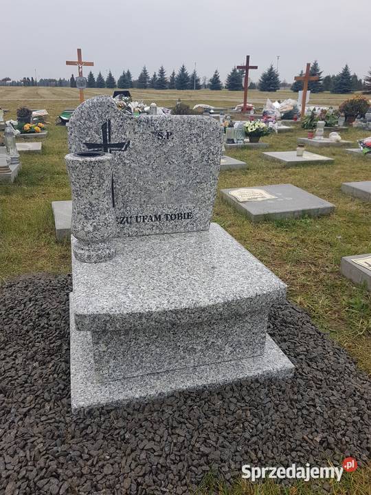 Nagrobek urnowy strzegomski 651 Świdnica