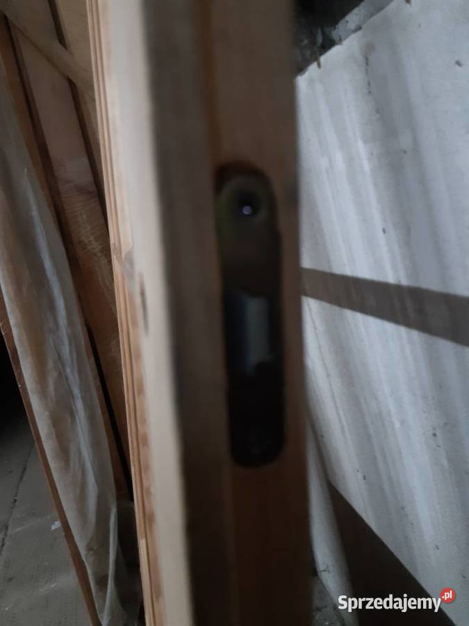 Drzwi drewniane wewnętrzne sosnowe skrzydło 80 Łęczna sprzedam