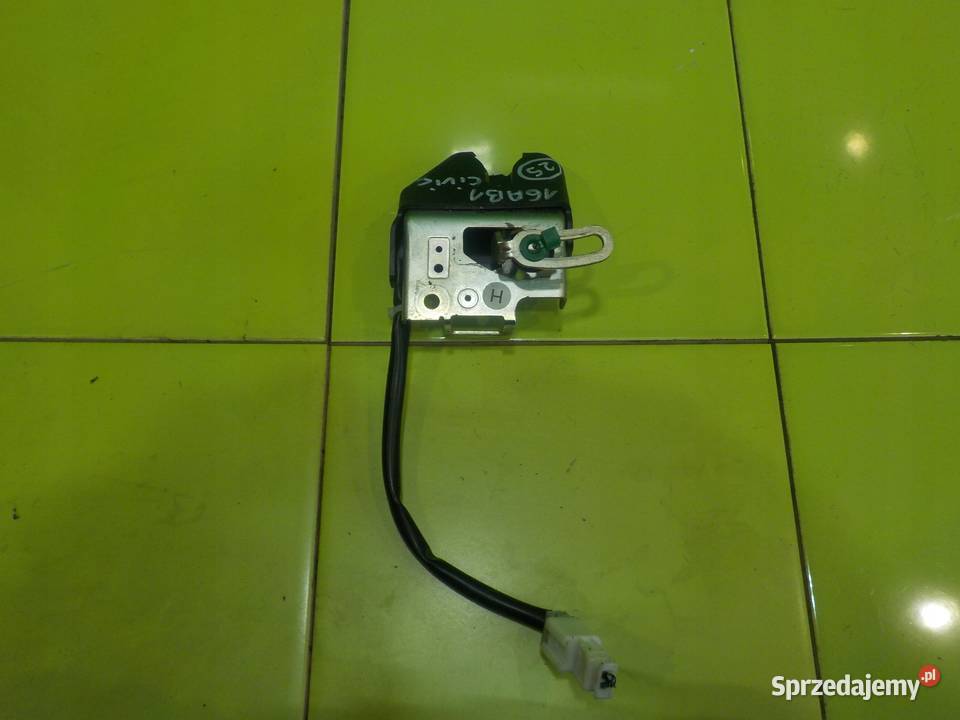 HONDA CIVIC VIII 06r 4D zamek klapy tyl osobowe