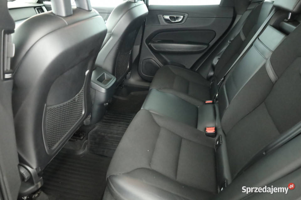 Volvo XC60 D4 AWD Piaseczno