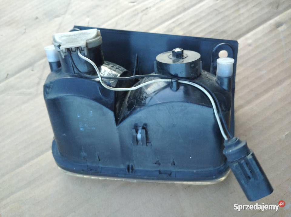 Lampa tylna prawa Trafic Vivaro Chojnów