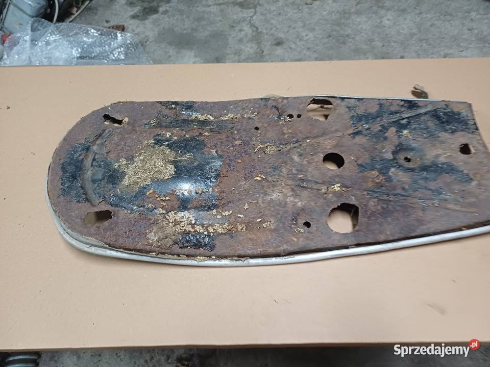 Blacha Siedzenia z Listwą WSK 125 175 gil kos