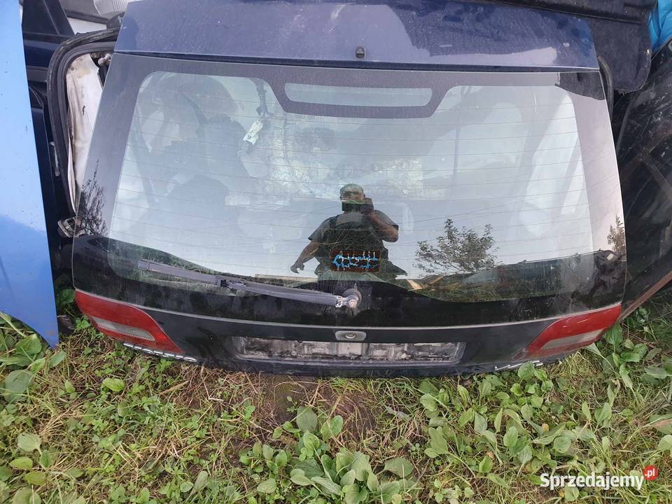 Klapa tylna Volvo v40 9604 Granatowa Części Kraków