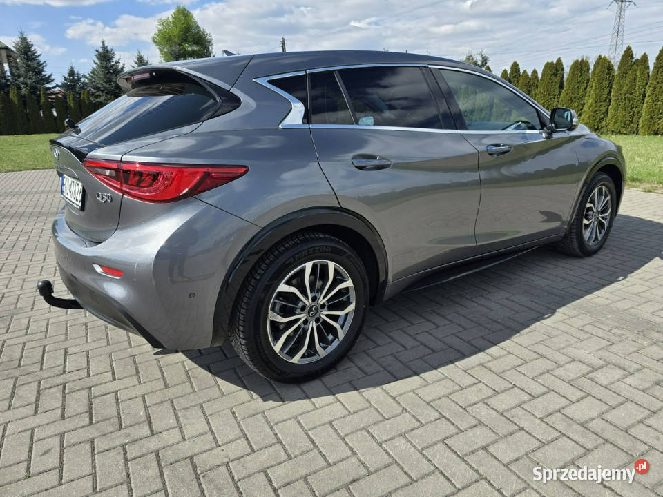 Infiniti Q30 15D manualna Kutno