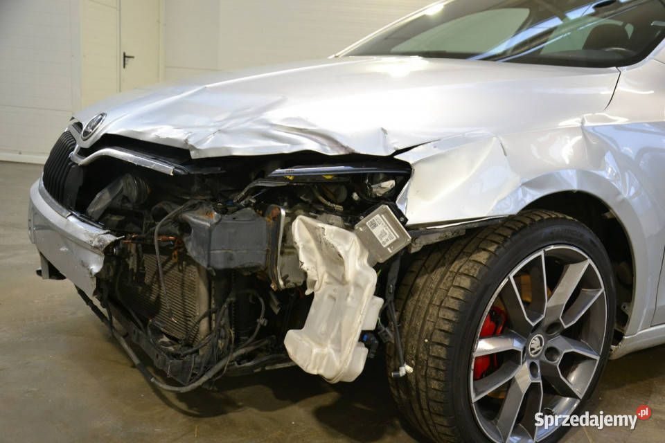 koda Octavia vrs 20 tdi 184 automat dsg skóra