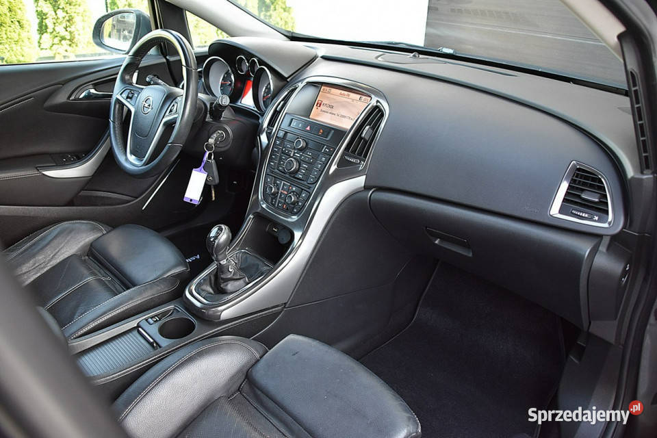 Opel Astra 16B 116 Cosmo Skóra Navi PodgFotele Astra mazowieckie
