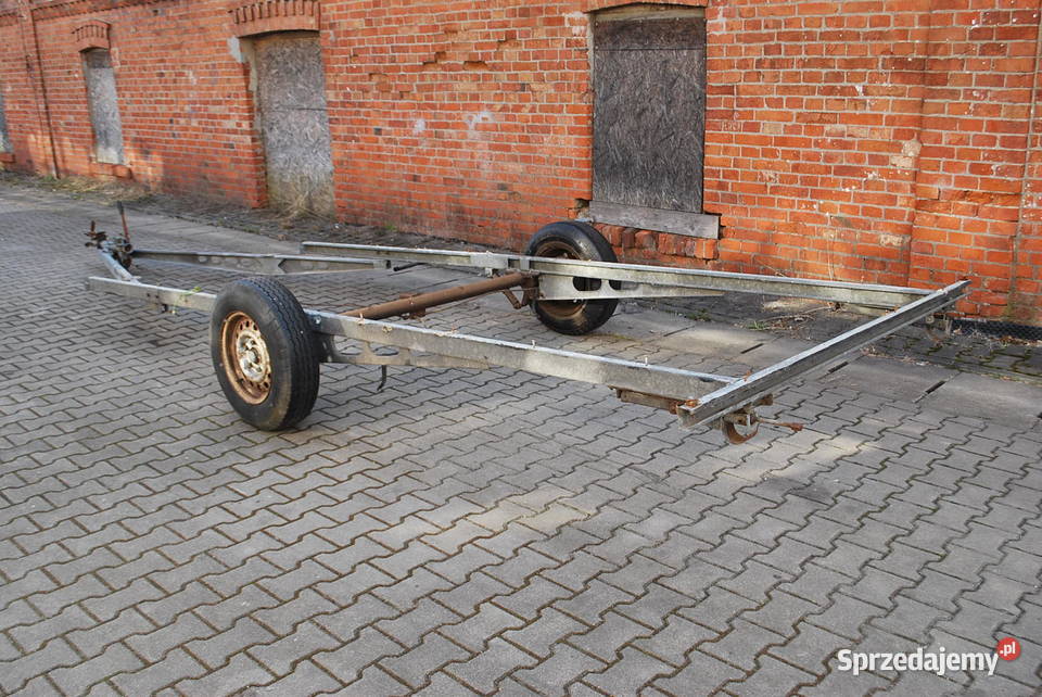 PODWOZIERAMA DO PRZYCZEPY Grzebowilk