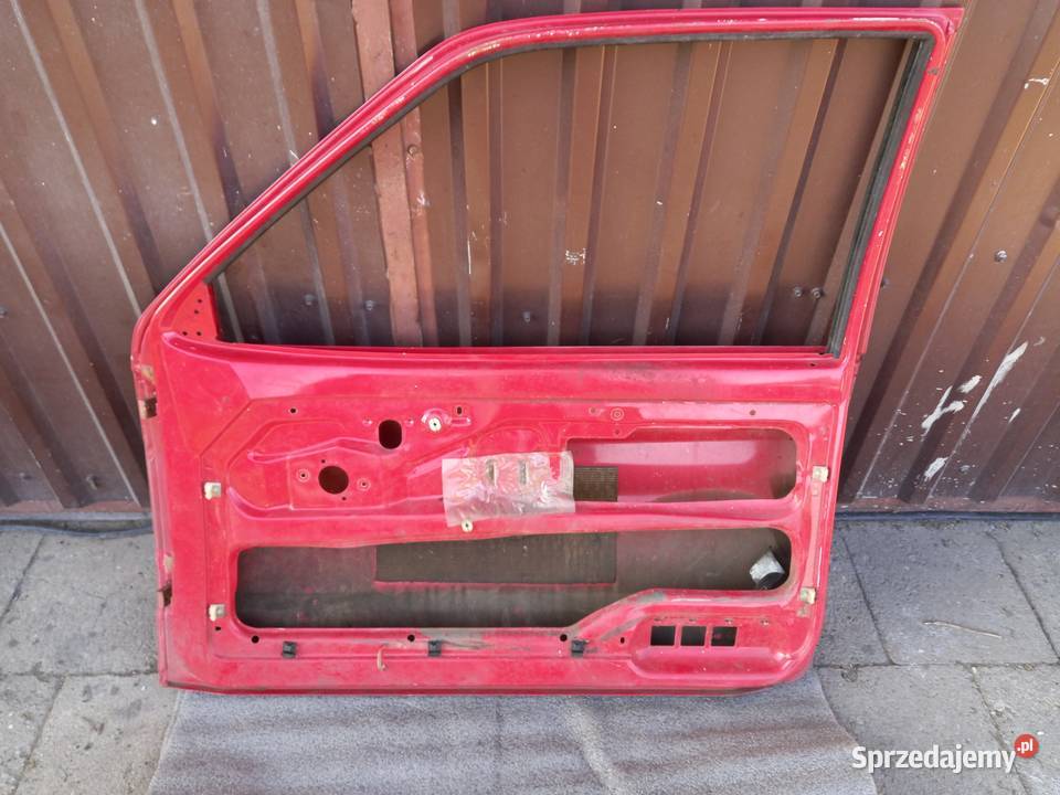 VW Polo 2 przednie prawe drzwi Bukownica