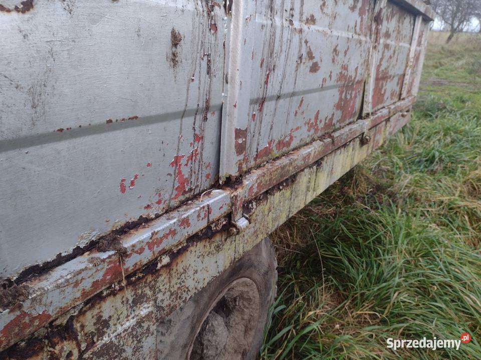 Rozrzutnik obornika tandem polski do remontu uszkodzony Rozrzutniki obornika Czarnków