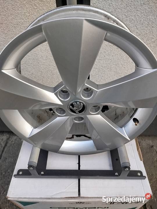 S439Alufelgi Uzywane Org 17 5x112 Et 38 65J aluminiowe Bąków