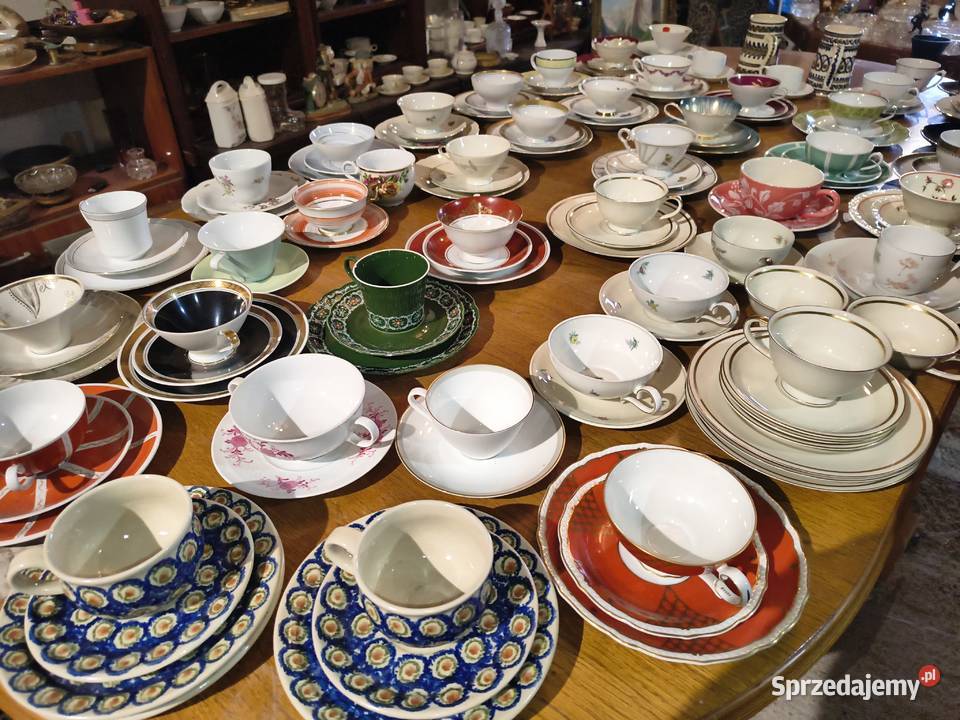Duża kolekcja filiżanek porcelanowych vintage Porcelana i szkło Chorzew