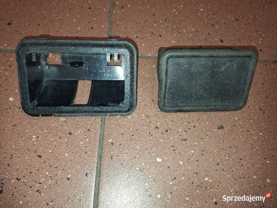 Popielniczka fiat 126p maluch nie 125p osobowe Popielniczki Strzyżów