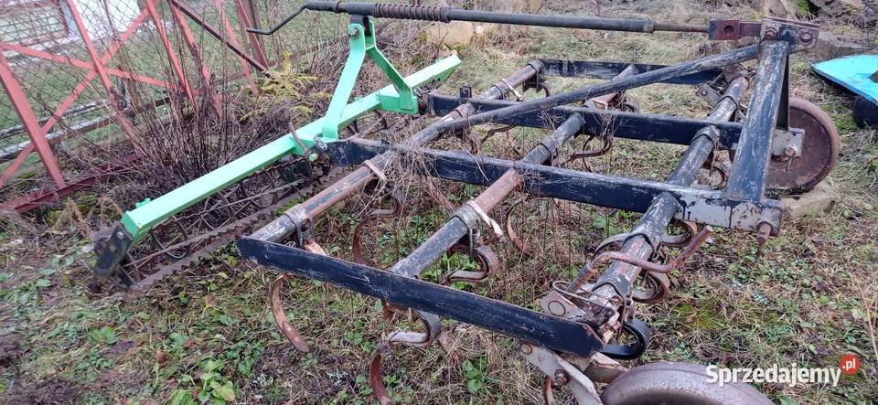 Kultywator 15 zębów z wałkiem Rolnictwo Lipina sprzedam