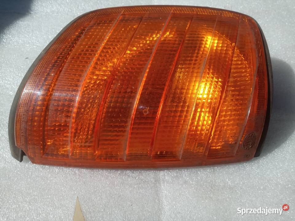 Mercedes w123 beczka kierunkowskaz prawy prawe