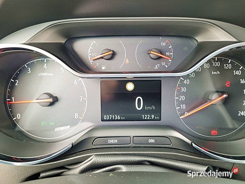 Super wyposażona wersja VAT marża Słomniki