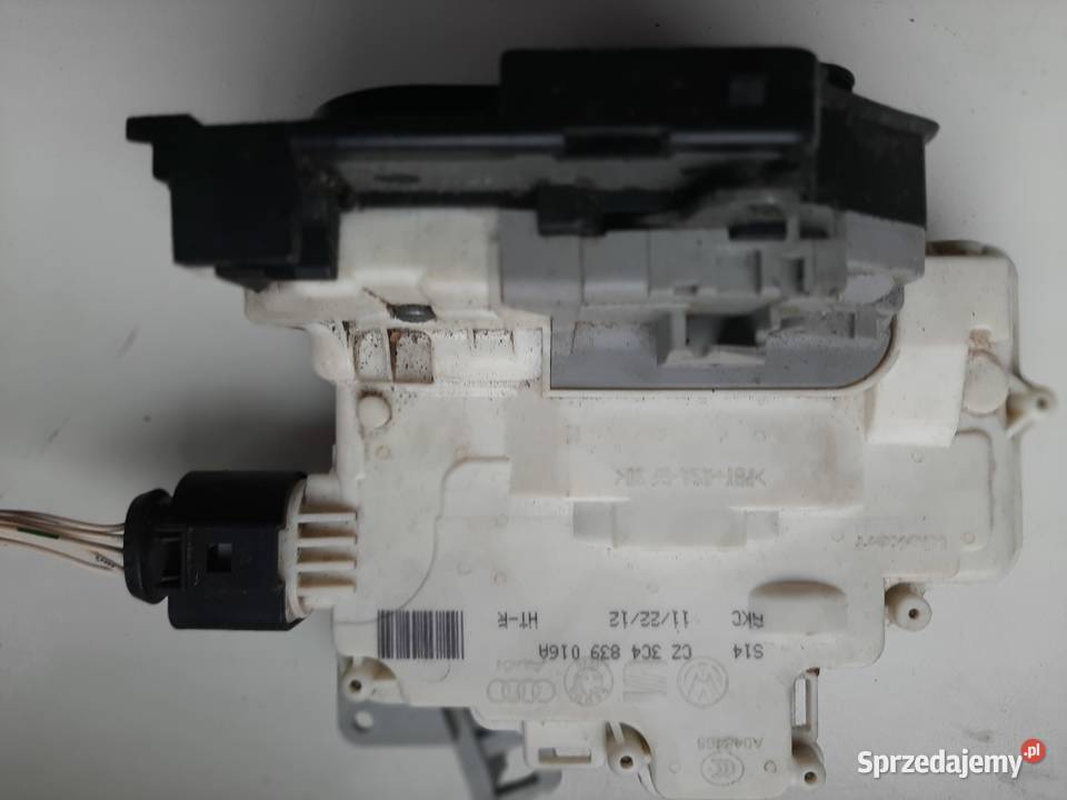 Zamek drzwi prawy przód VW Passat B6B7 Klamki Wejherowo