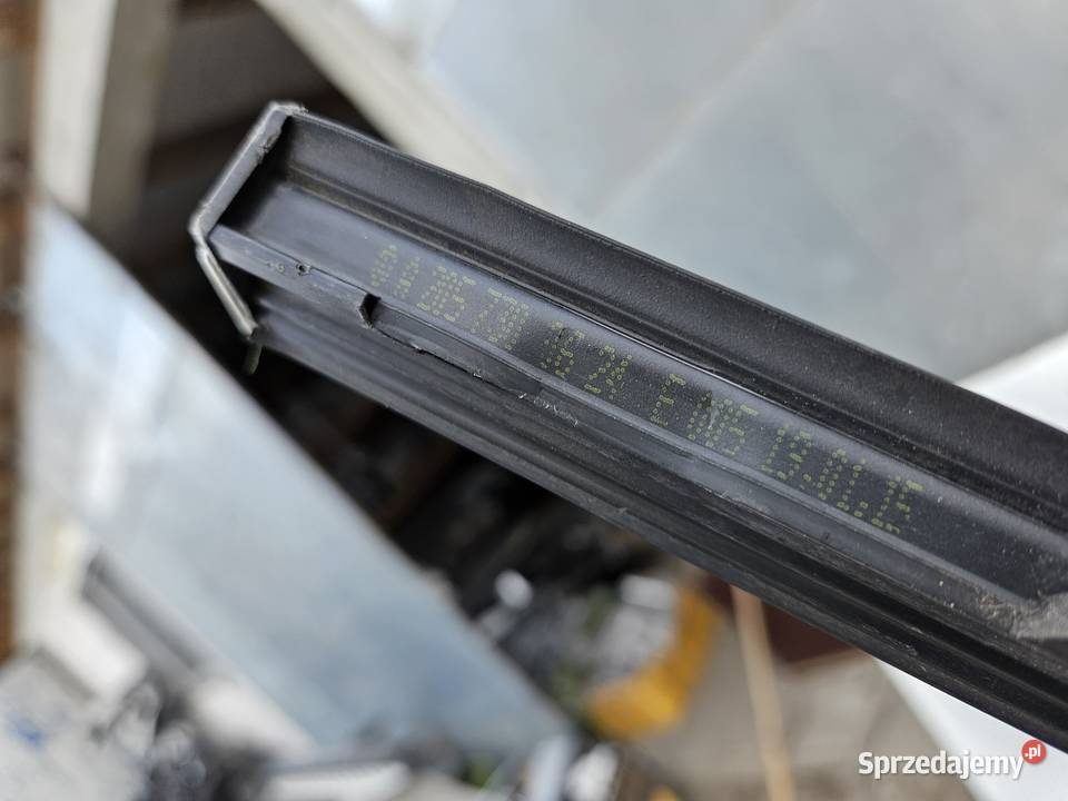 MERCEDES W205 KOMBI LISTWA ZGARNIAJACA PRAWY TYŁ osobowe Międzychód sprzedam