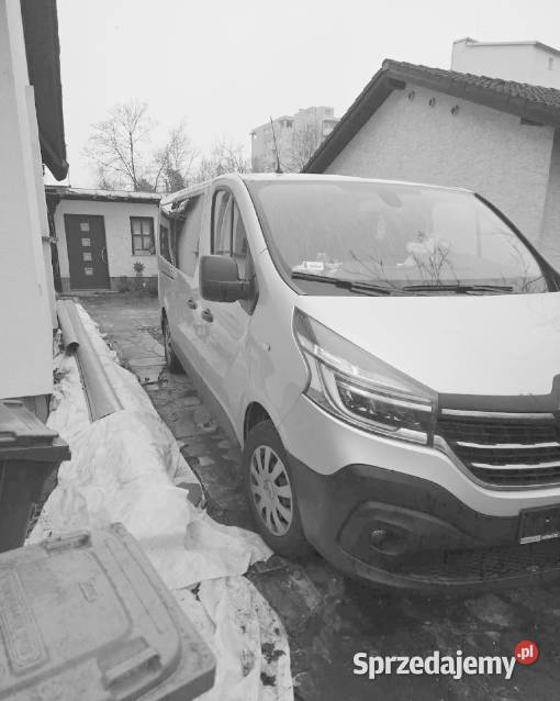 Syndyk sprzeda samochód osobowy Renault Trafic Koło