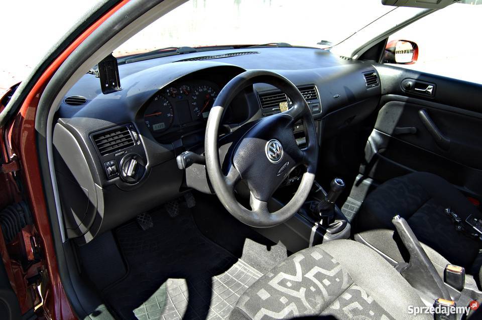 Volkswagen Bora 19 SDI klimatyzacja poduszki hak Wałbrzych sprzedam