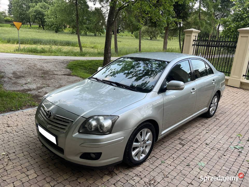 Toyota Avensis T25 Lift 18 129 Benzyna LPG Sedan Nowa Słupia