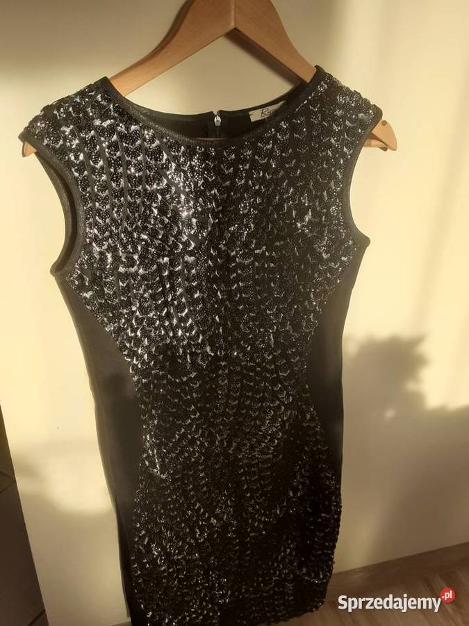 sukienka czarna z cekinami M Mohito ołówkowa pomorskie
