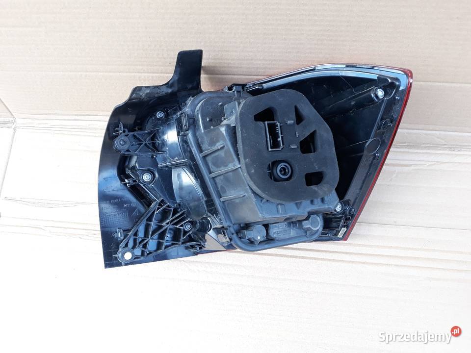 VW POLO VI LAMPA LEWA TYLNA LEWY TYŁ 2G0945095B Międzychód