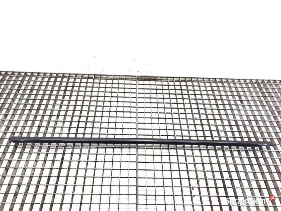 LISTWA ZGARNIAJĄCA TYŁ PRAWA BMW F01 Listwy