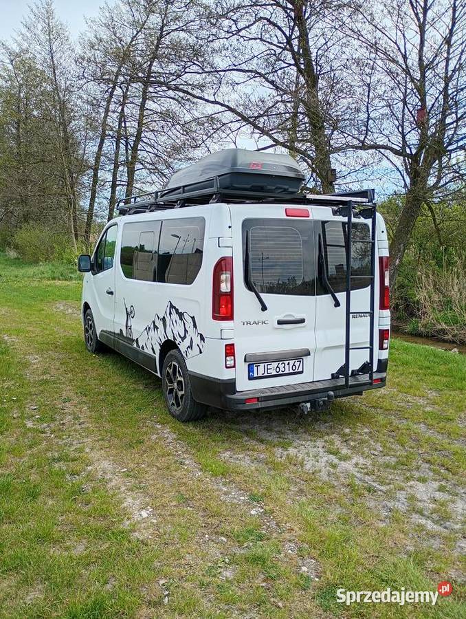 Renault Trafic 9 osób kampervan kamper Sędziszów