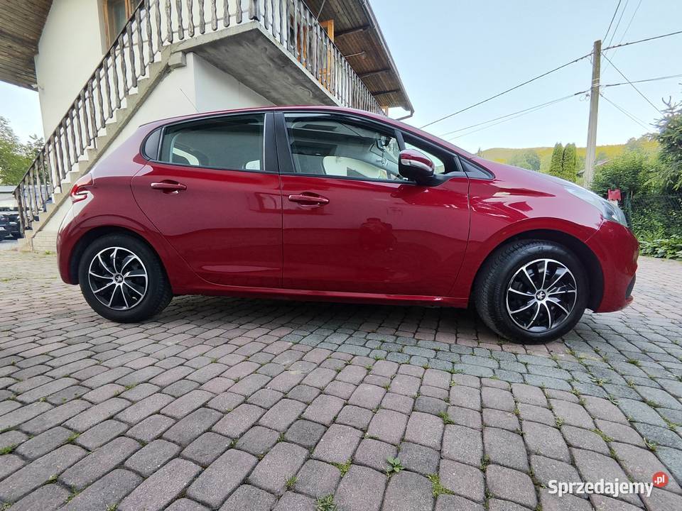 śliczny Peugeot 208 Facelifting 12 małopolskie