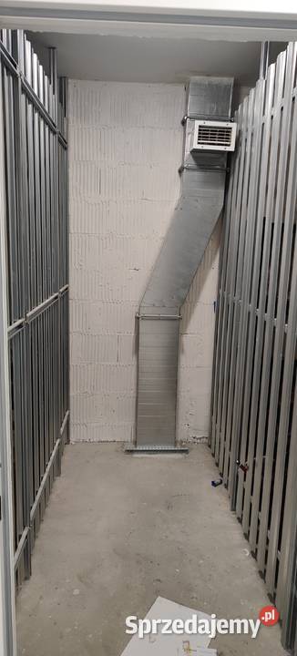 Duże Miejsca parkingowe CENTRUM Wólczańska 224