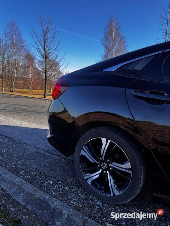 Honda Civic x 15t sedan salon polska ASO bezwypa