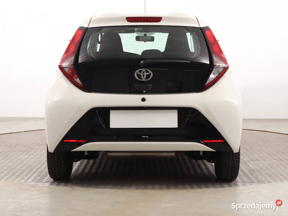 Toyota Aygo 10 VVTi pełny VAT Katowice