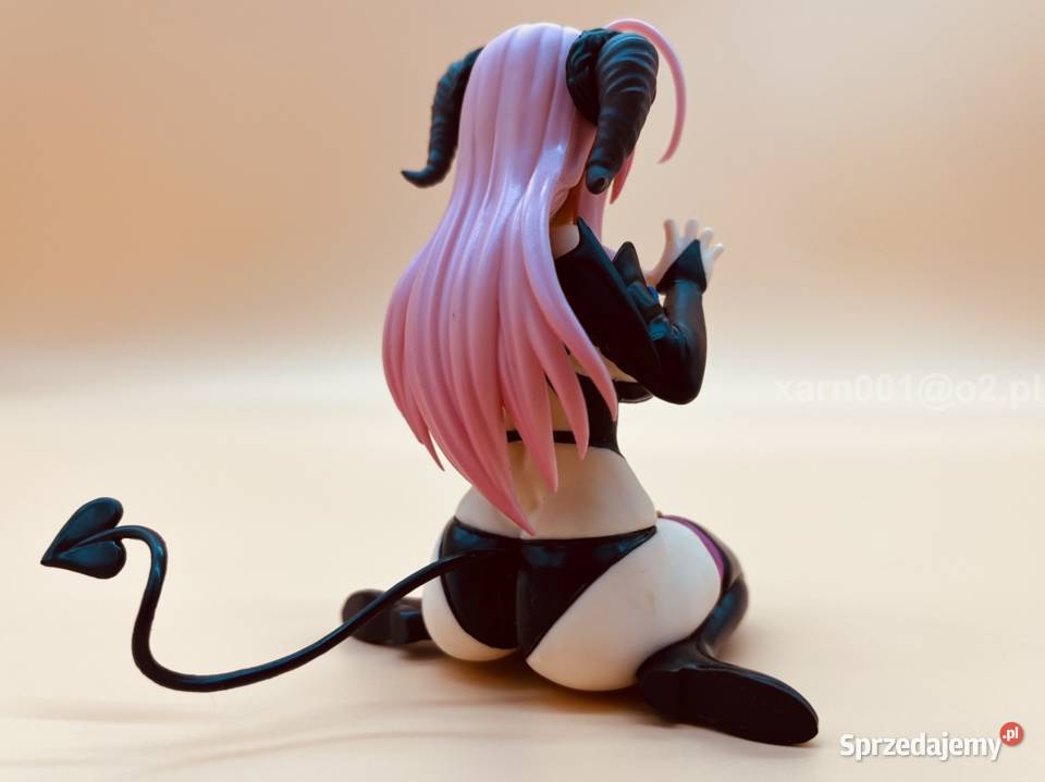 Shizuri Ideura z Im Living with an Otaku NEET Bielsko-Biała