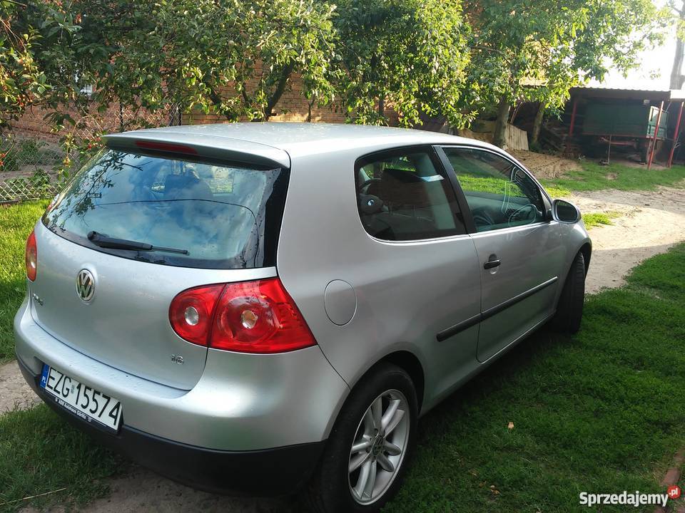 Volkswagen Golf Volkswagen GOLF V 16 102 NIE FSI wspomaganie kierownicy Golf Koźle