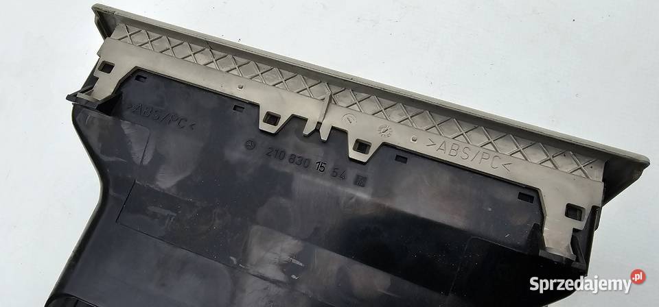 Kratka nawiewu mercedes w210 2108301554 Kratki nawiewu Zbąszyń sprzedam