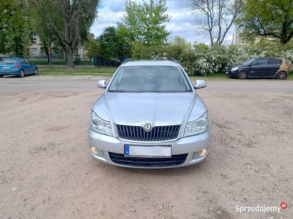Skoda Octawia Kombi 16 TDI nieuszkodzony Warszawa sprzedam